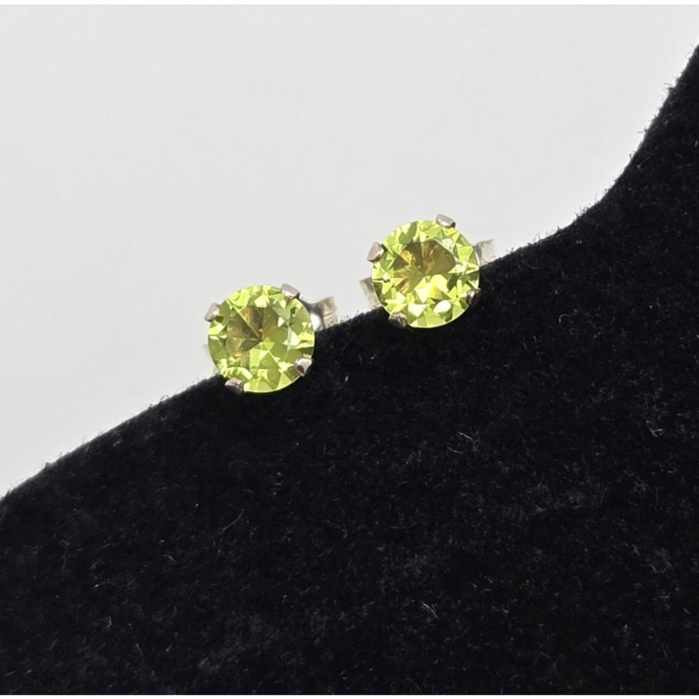 Sterling Silver Earrings Green Stone Pierced Stud Classic Minimalist Dainty Twee